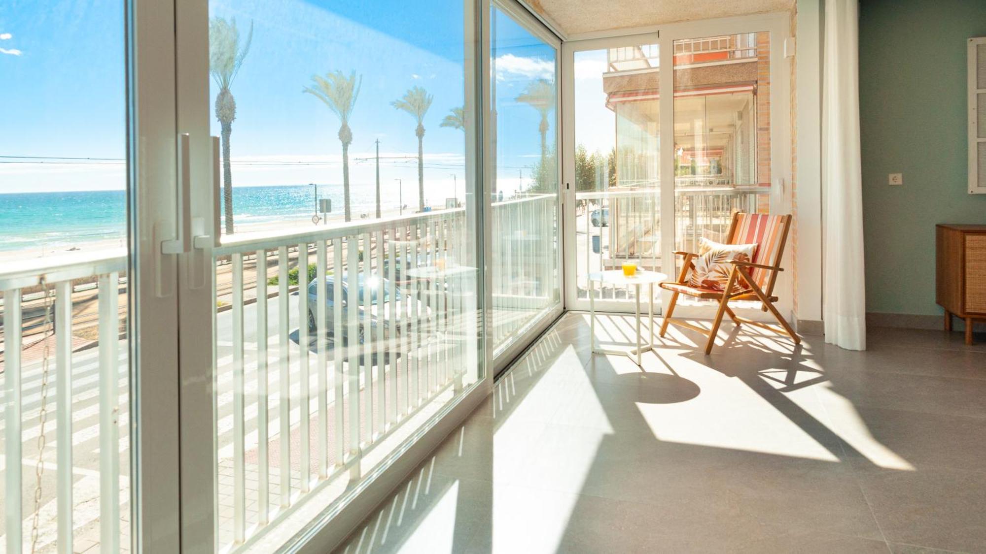 Sohosuites Campello Beach El Campello Exterior photo